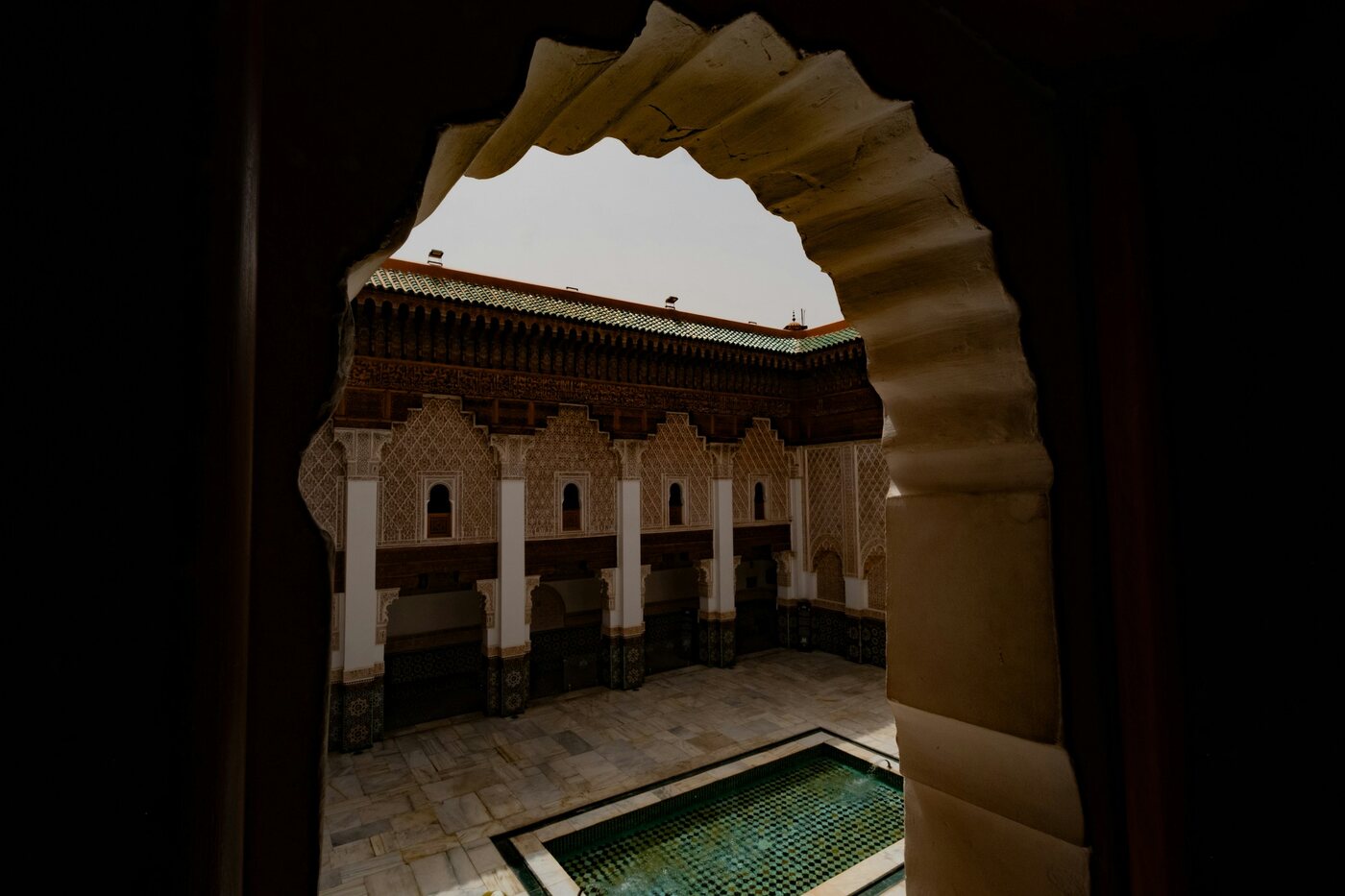 Cour de la médersa Ben Youssef à Marrakech